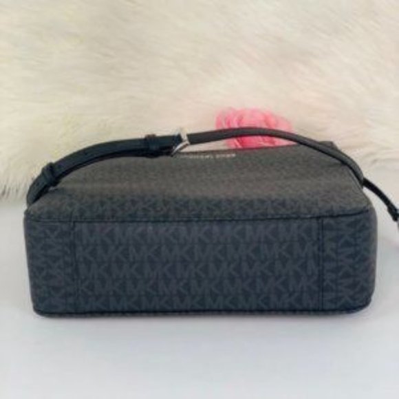 🌺NWT Michael Kors LG Crossbody Bag Black - Picture 5 of 8